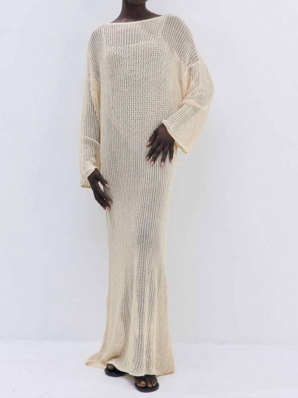 NWT. DE ROCOCO Long Sleeve Crochet Maxi Dress
